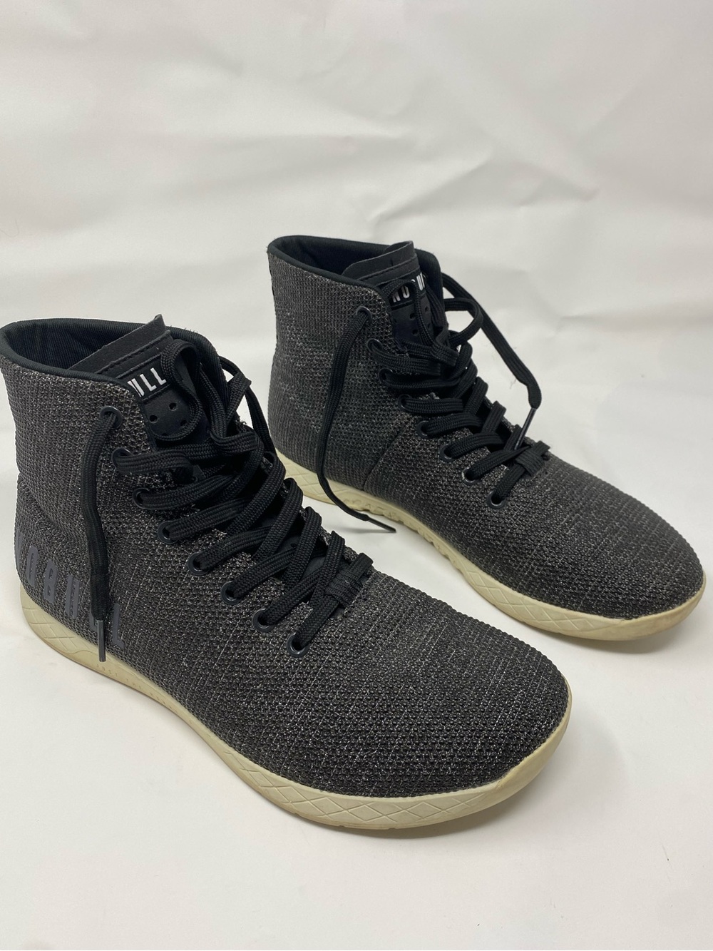 NOBULL Training Men’s Casual High Tops Sneakers Dark Grey Size 9.5